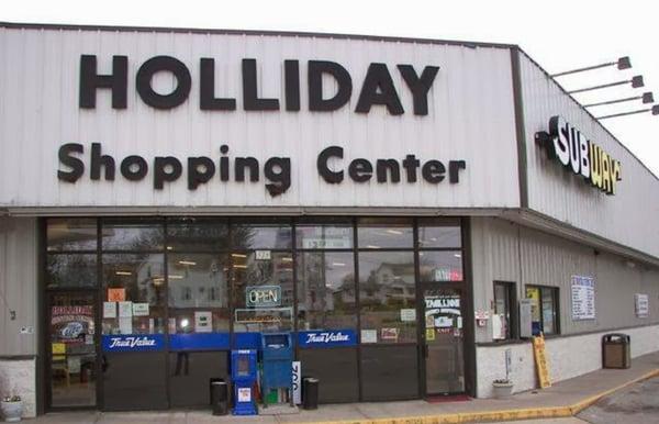 True Value Holliday Shopping Center in Montello, WI