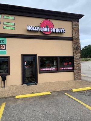 Holly Lake Donuts