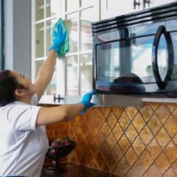 Kitchen Cleaning