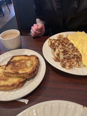 Cheese Omelette with Cinnamon Raisin French Toast