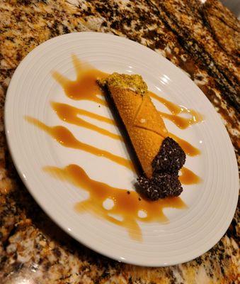 Cannoli - so decadent!