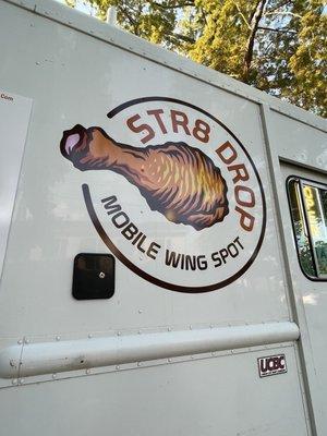 Str8 Drop food truck