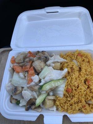 57. Moo Goo Gai Pan