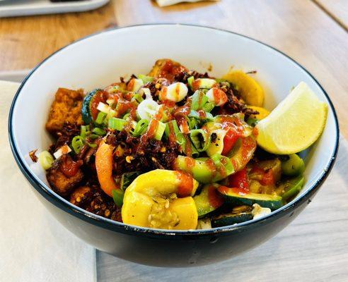 Tofu and Mediterranean Veggies Bowl