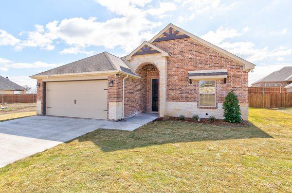 205 Harp Ave.  3 Bed 2 Ba 2 Car Garage Fenced Backyard