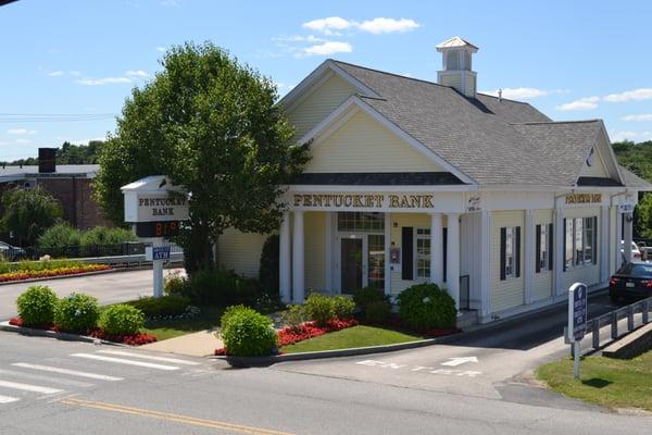 Pentucket Bank located at 395 Lowell Avenue in Haverhill, MA.