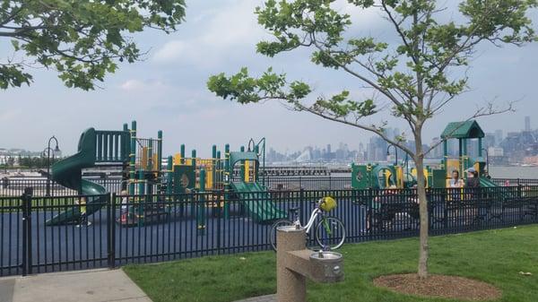 Maxwell Place Park Playground