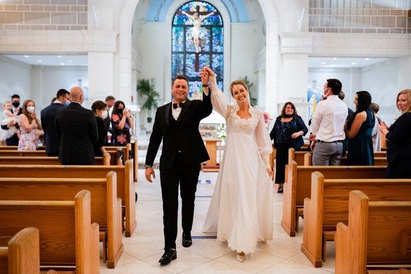 Catholic wedding at Saint Gregory the Great Church in Plantation, Florida.