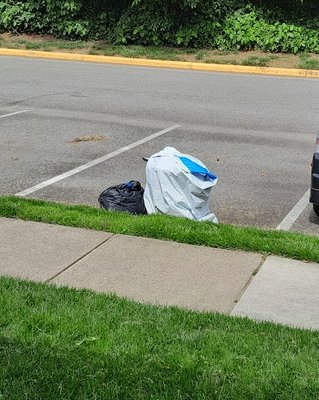 Picked up recycling, but not trash! Thumbs down to Trash Away in Lorton VA