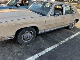 Christine .....  1987 Crown Victoria 5.0 
 Like the movie