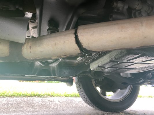 This is now my cracked exhaust pipe