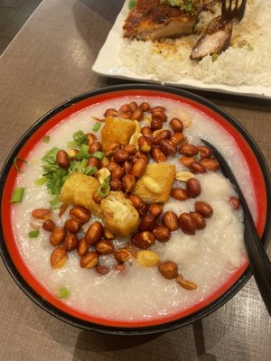 B8. Congee with Dry Squids and Jelly Fish (with extra peanuts)