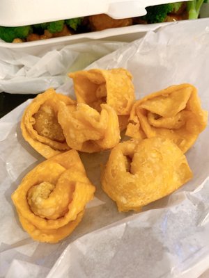 Crispy wontons w/ pork 5/25/21