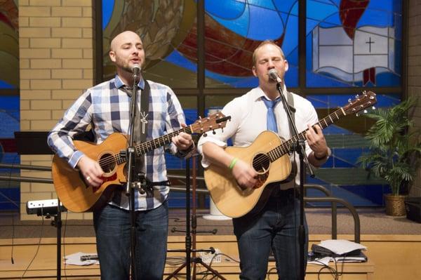 Jon Dahl and Nolan Weisz leading worship!