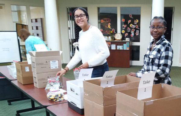 Packing hygiene kits for Nicasa Behavioral Health Services