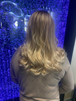 Balayage hair done by Andrés