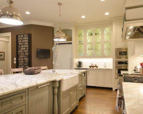 We are experts in kitchen remodeling and bathroom remodeling