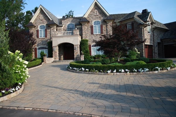 Paver driveway in Old Tappan NJ