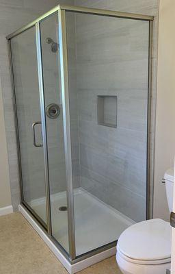 Walk-ins Shower Door And Enclosure