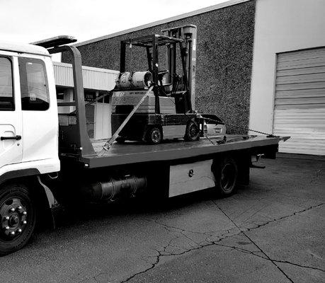 Do you need a flat bed towing we are here for you in kent wa