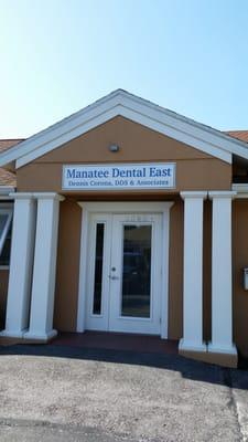 Manatee Dental of East Bradenton