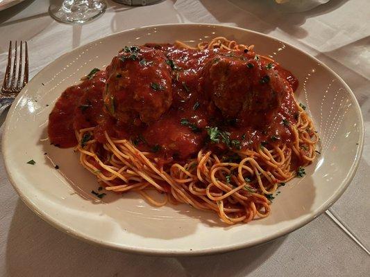 Always great, spaghetti and meatballs. A classic.