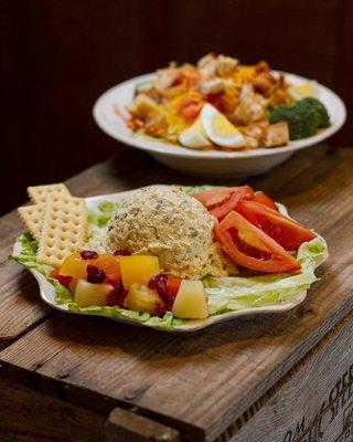 Try some of Momma Net's Homemade Chicken Salad, or one of our other healthy options!