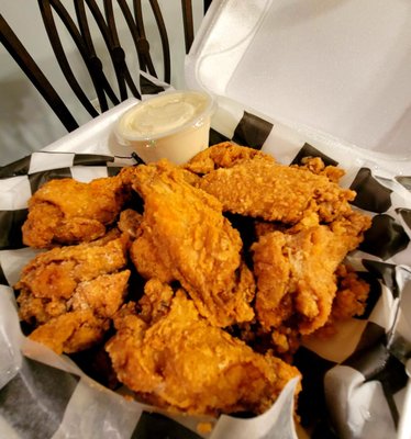 Breaded white cheddar cayenne wings