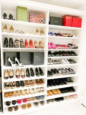 Primary Closet- Shoe display