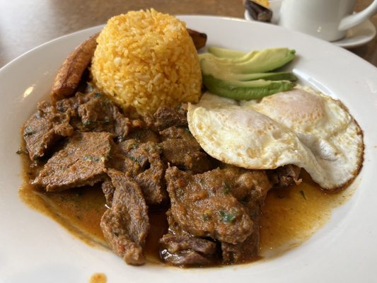 Thomaston Diner Carne Asada served with eggs