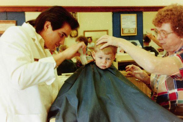 Eddie's Barber Shop