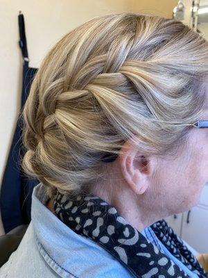 Beautiful hillite with French braids