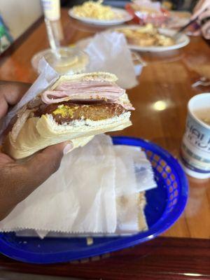 Havana Restaurant & Bakery