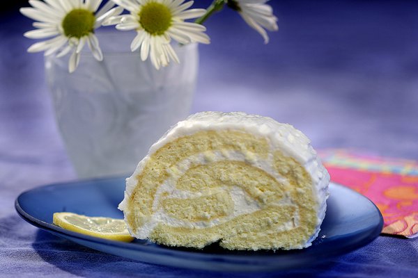 Lemon Sponge Roll