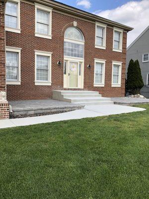 Walkway, Bullnose Steps, and EP Henry Patios