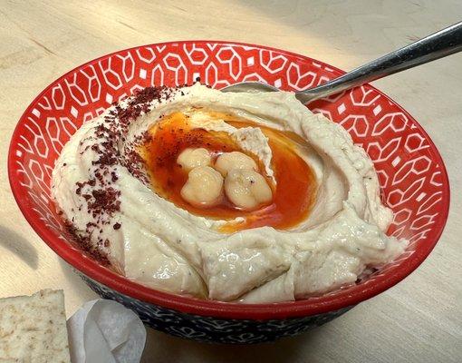 Classic hummus