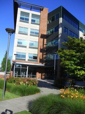 Building Entrance (Evergreen Medical Plaza)