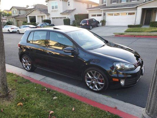 2013 VOLKSWAGEN GTI Base PZEV