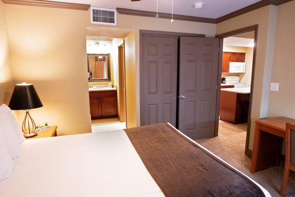 1 Bedroom Suite