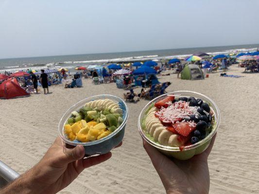 Bungalow Bowls on the Beach!