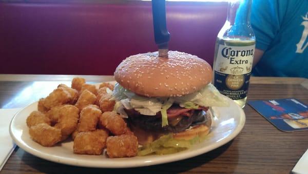 Pour house burger. Yum!