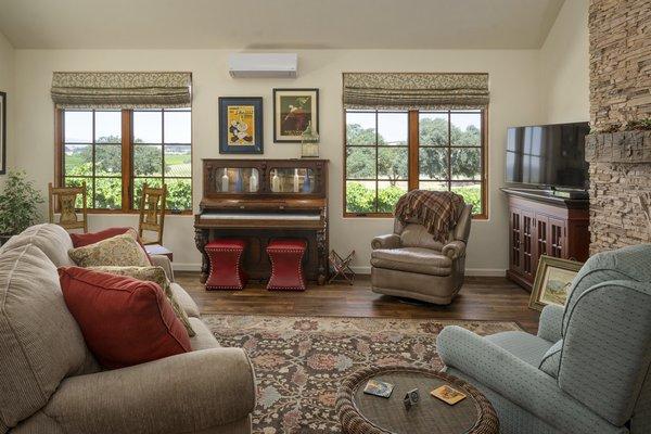 Cottage Suite Living Room