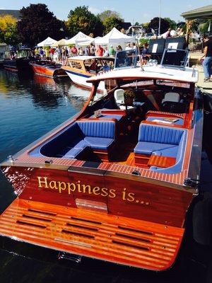 Lyman restoration by Bergersen Boat.  Winner of the Peoples' Choice Award at the ACBS Show