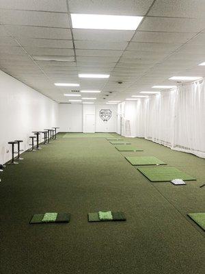 Indoor driving range