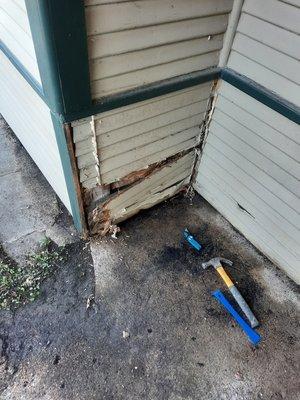 Damaged siding replacement