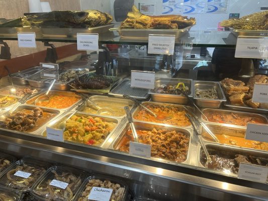 Vast array of Filipino delicacies!