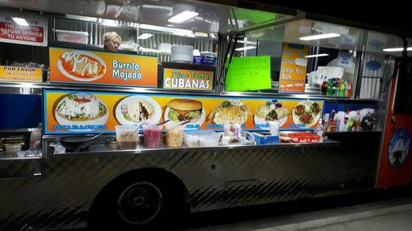 Las Hueras Taco Truck