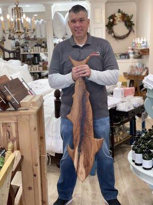 Are 42 inch charcuterie board cut in the shape of a shark with blue and teal resins