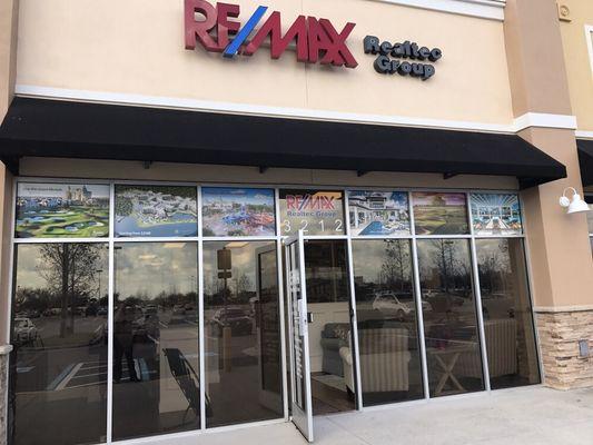 Remax Realtec Group home of the Vacation Home Insiders real estate team.