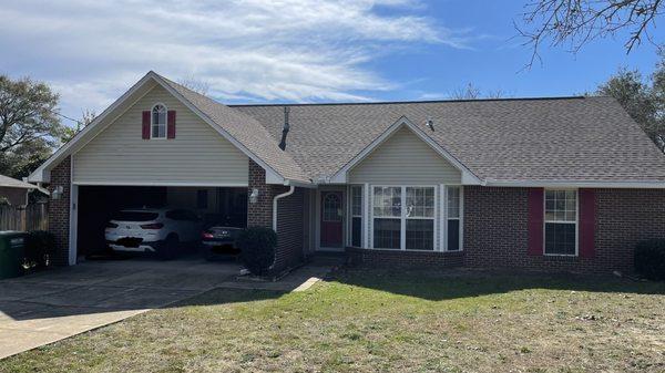 New gutters installed by the Gutter Company. House looking very sexy!